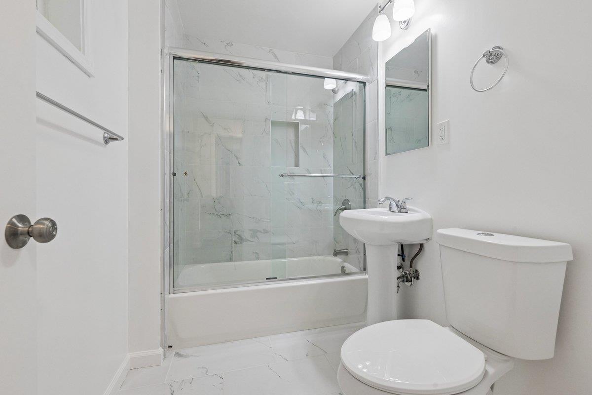 119 East Moltke Street