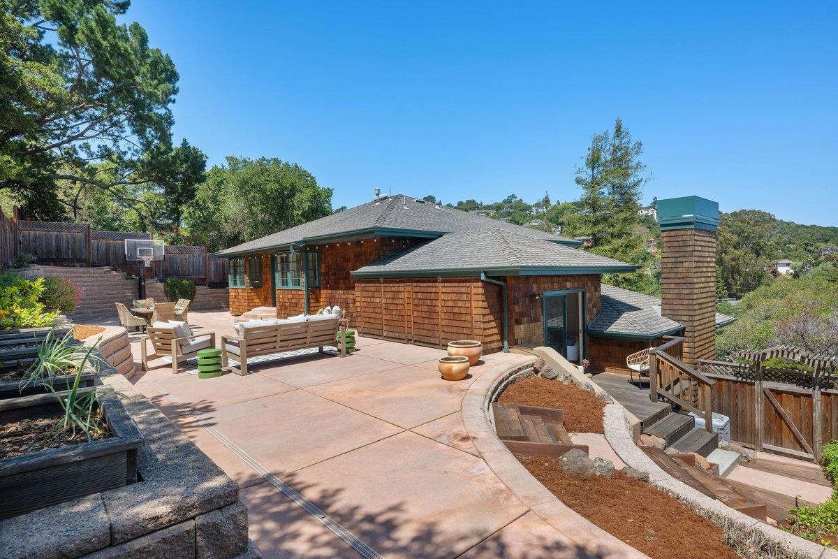 1336 Academy Court