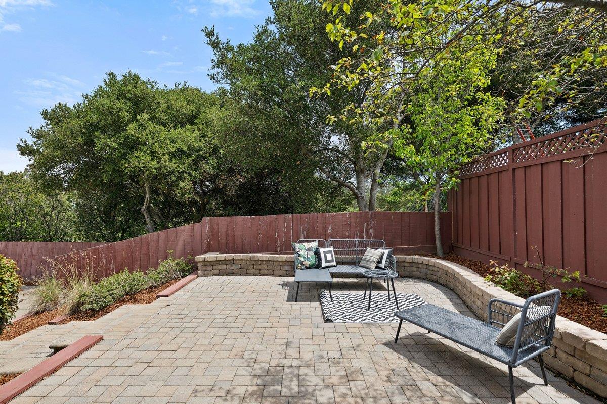 930 Glenview Drive