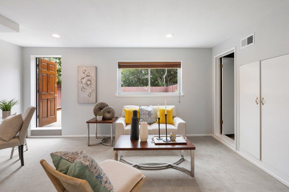 930 Glenview Drive