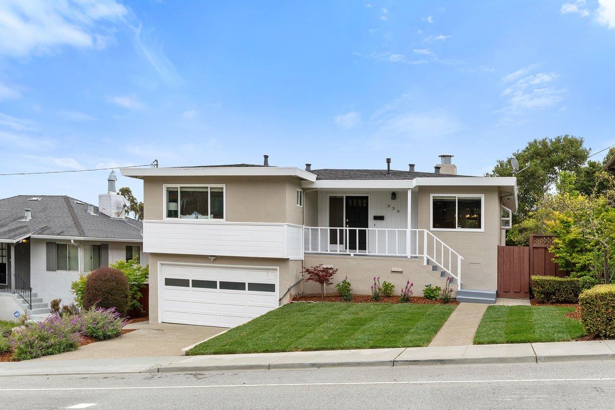 930 Glenview Drive
