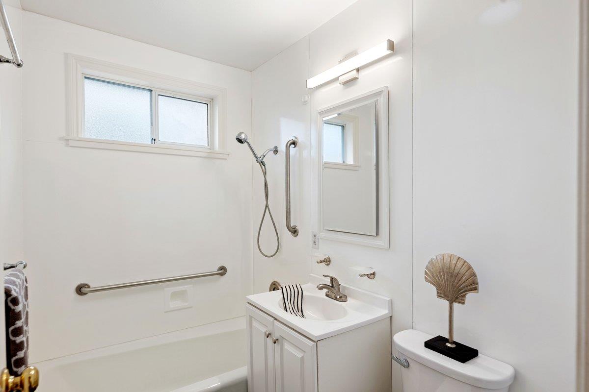 1336 Avila Court