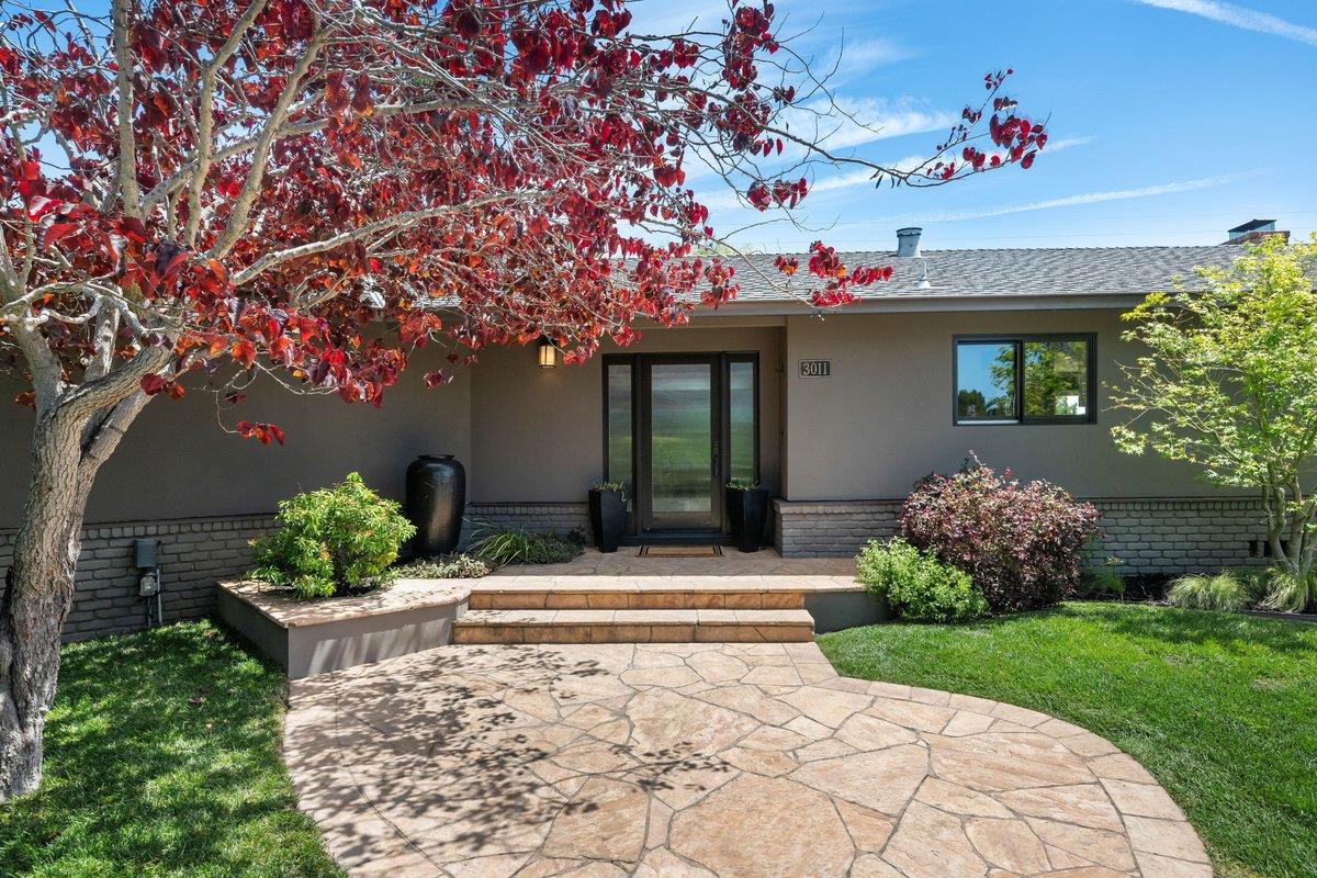 3011 Greenoak Court