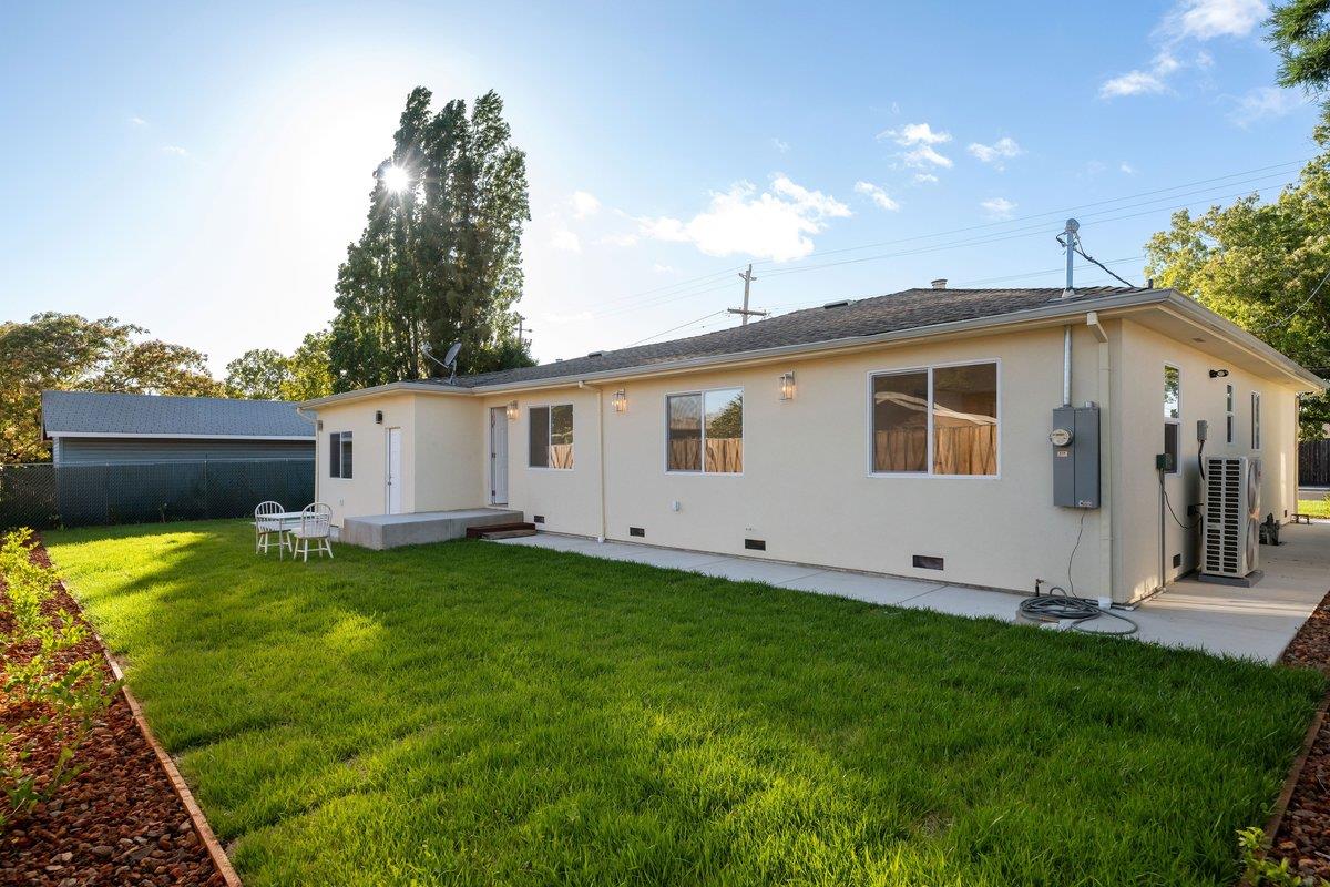 113 Donaldson Way