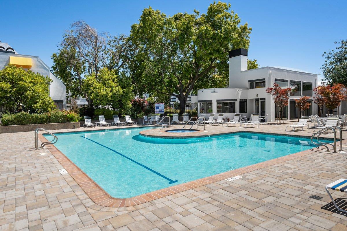 601 Portofino Lane