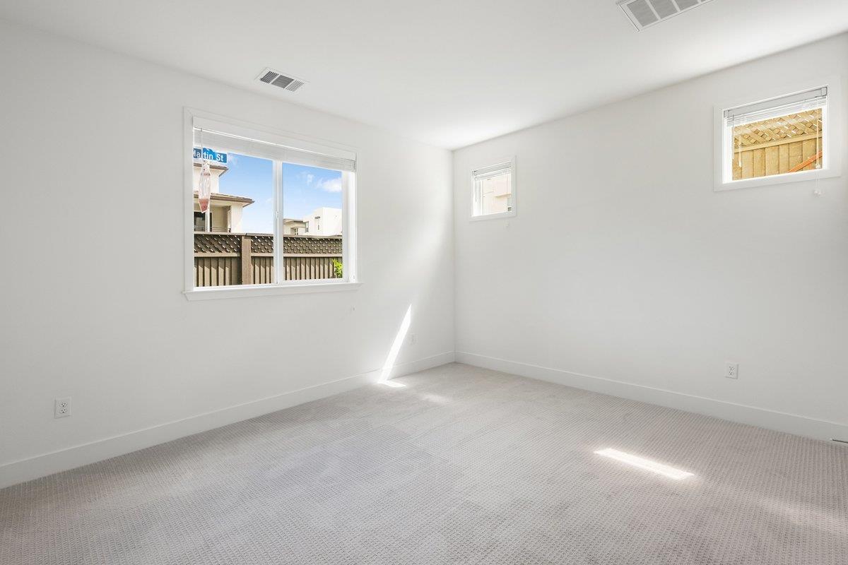 130 Harvest ST