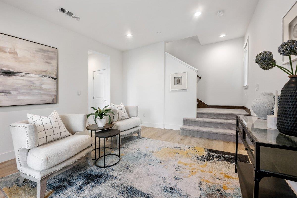 130 Harvest ST