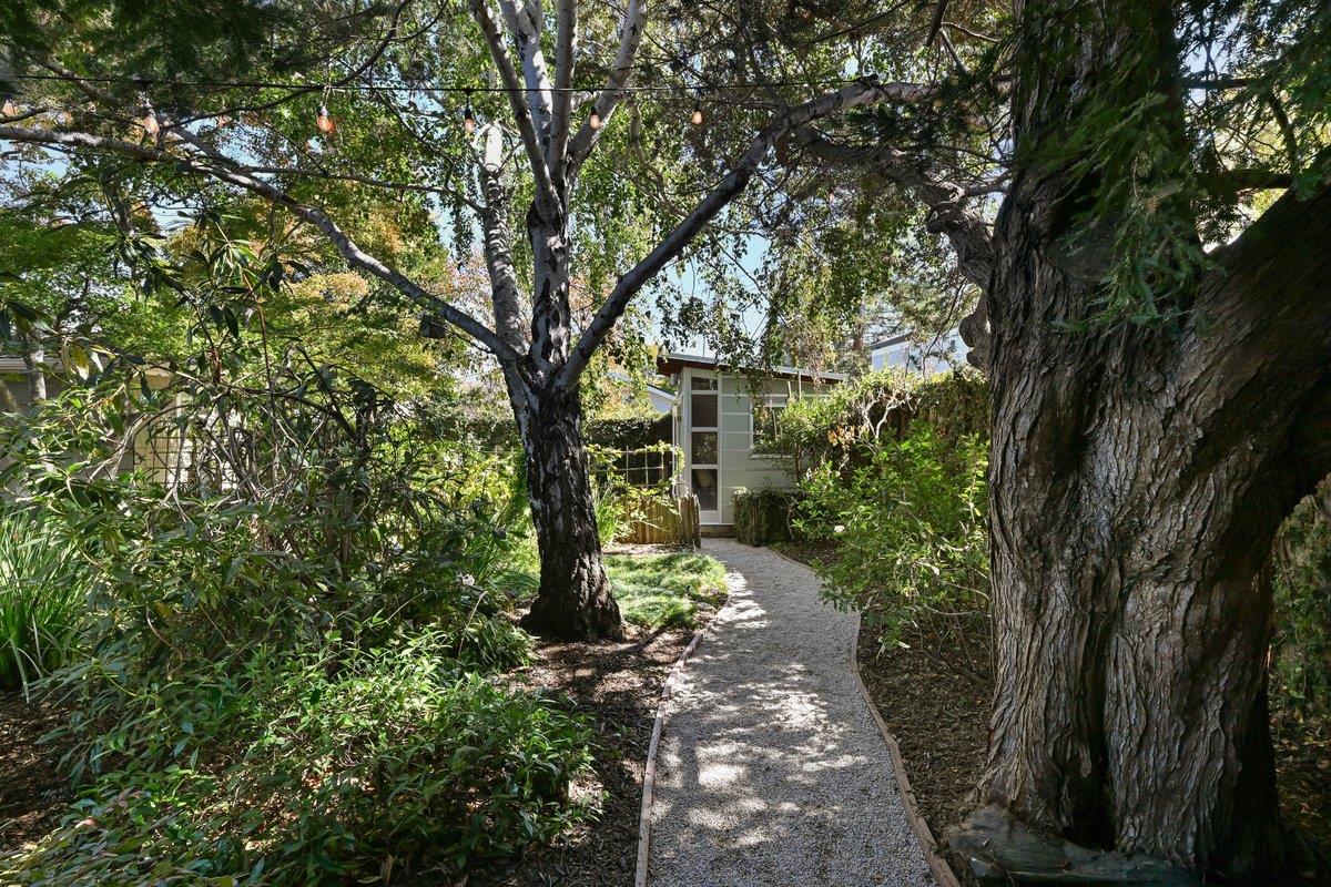 151 Louise LN