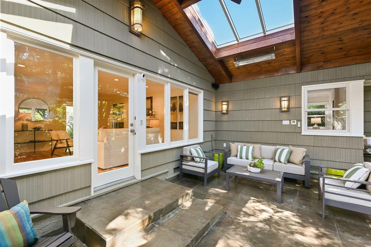 151 Louise LN