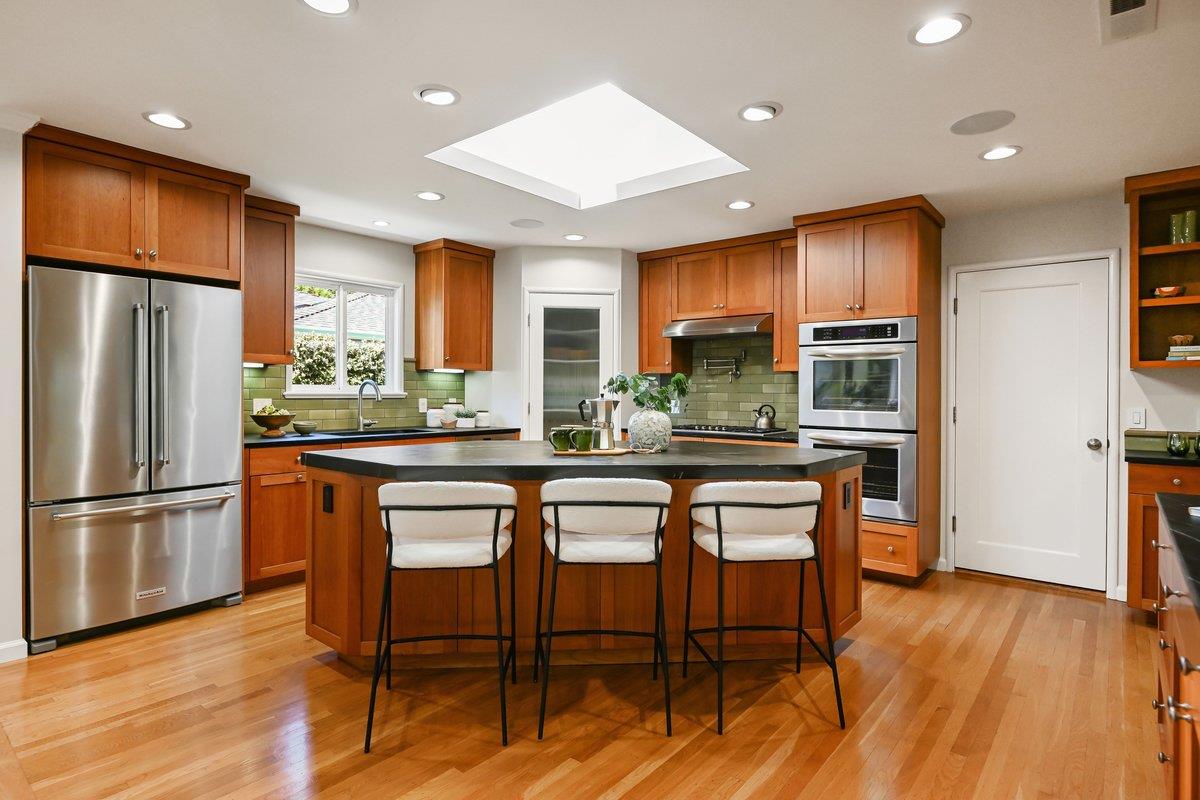 151 Louise LN