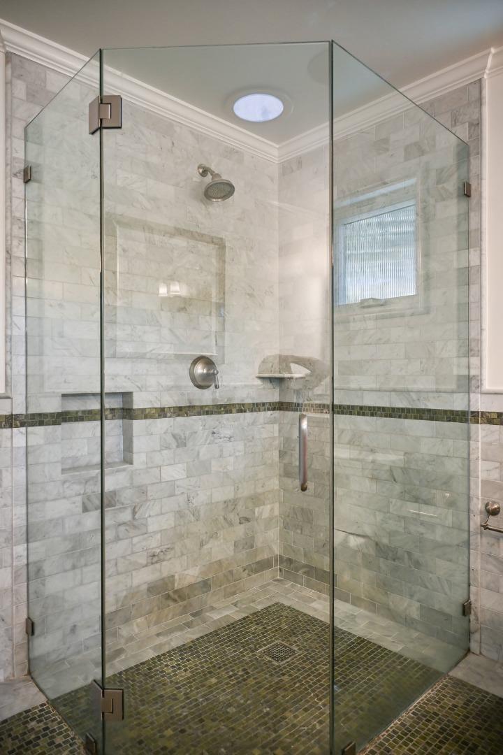 151 Louise LN