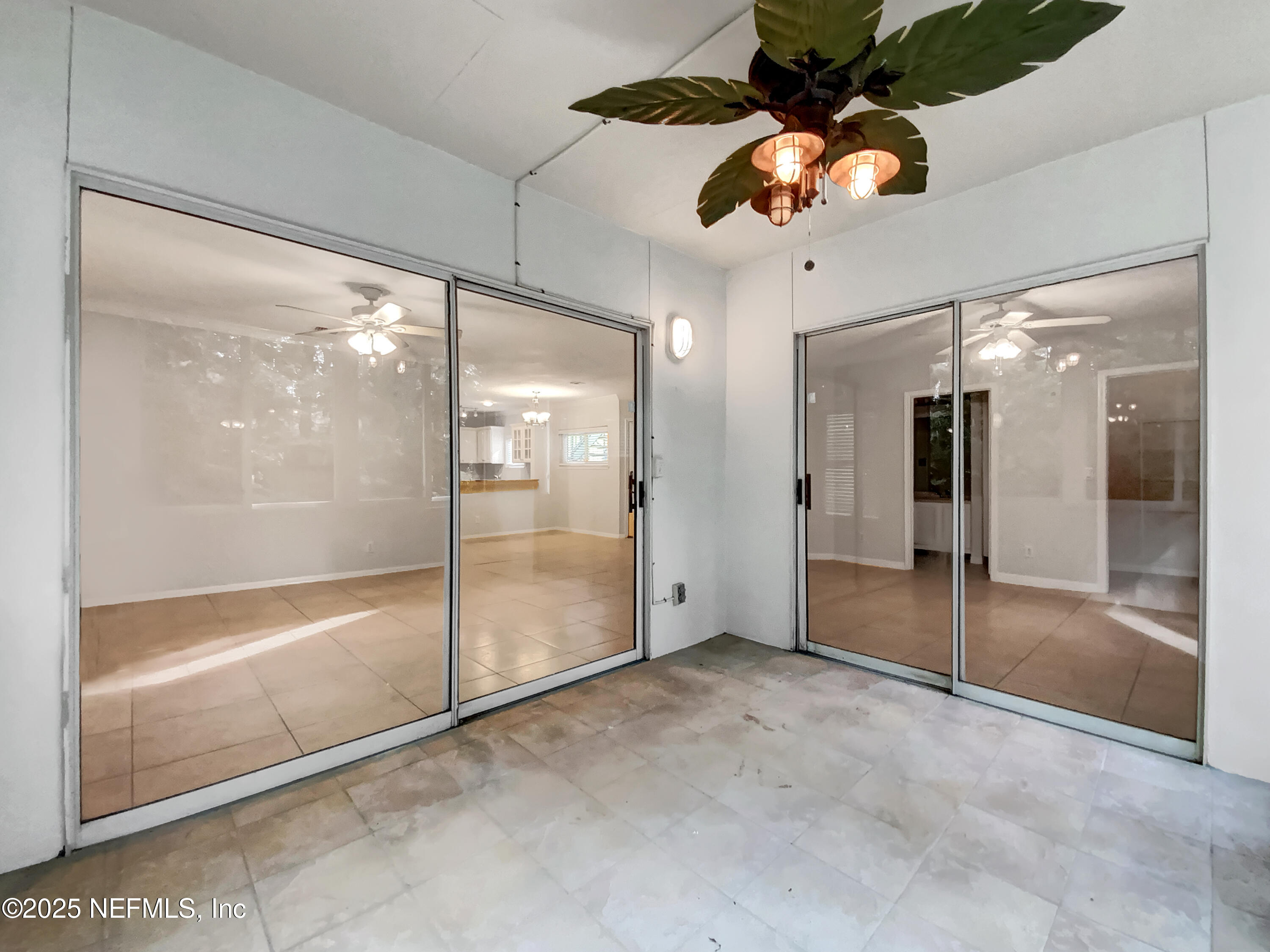 1800 THE GREENS Way 511