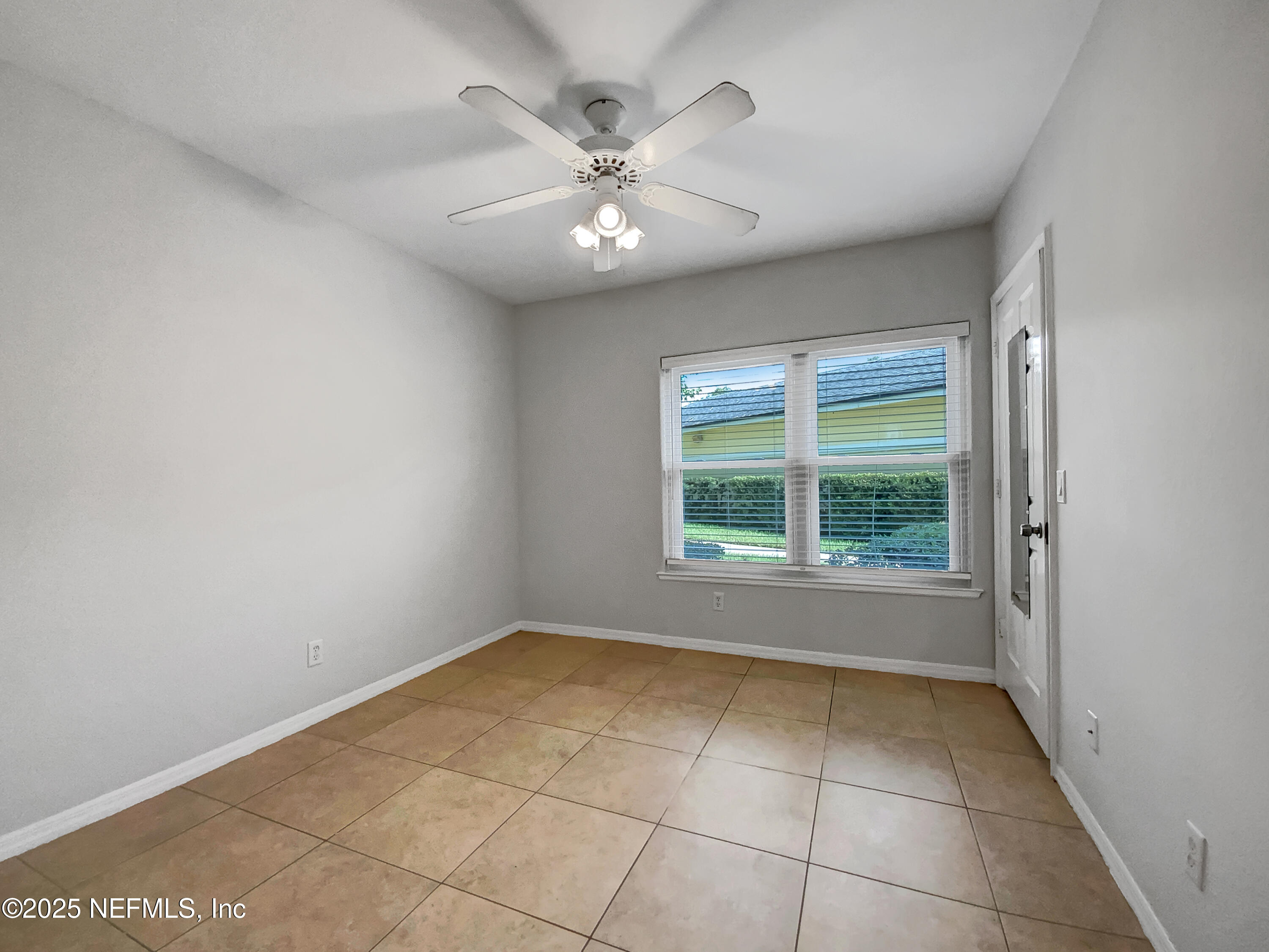 1800 THE GREENS Way 511