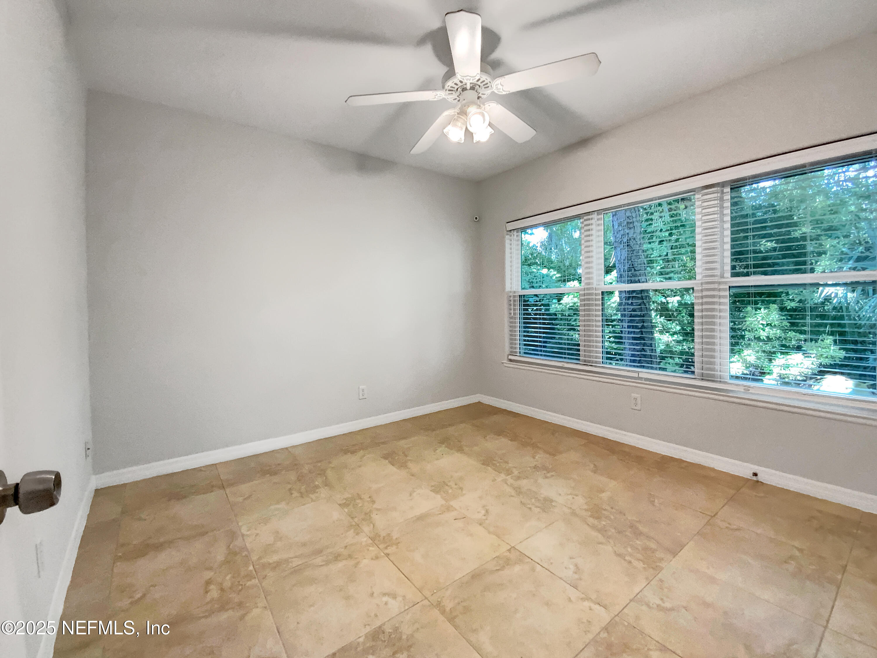 1800 THE GREENS Way 511