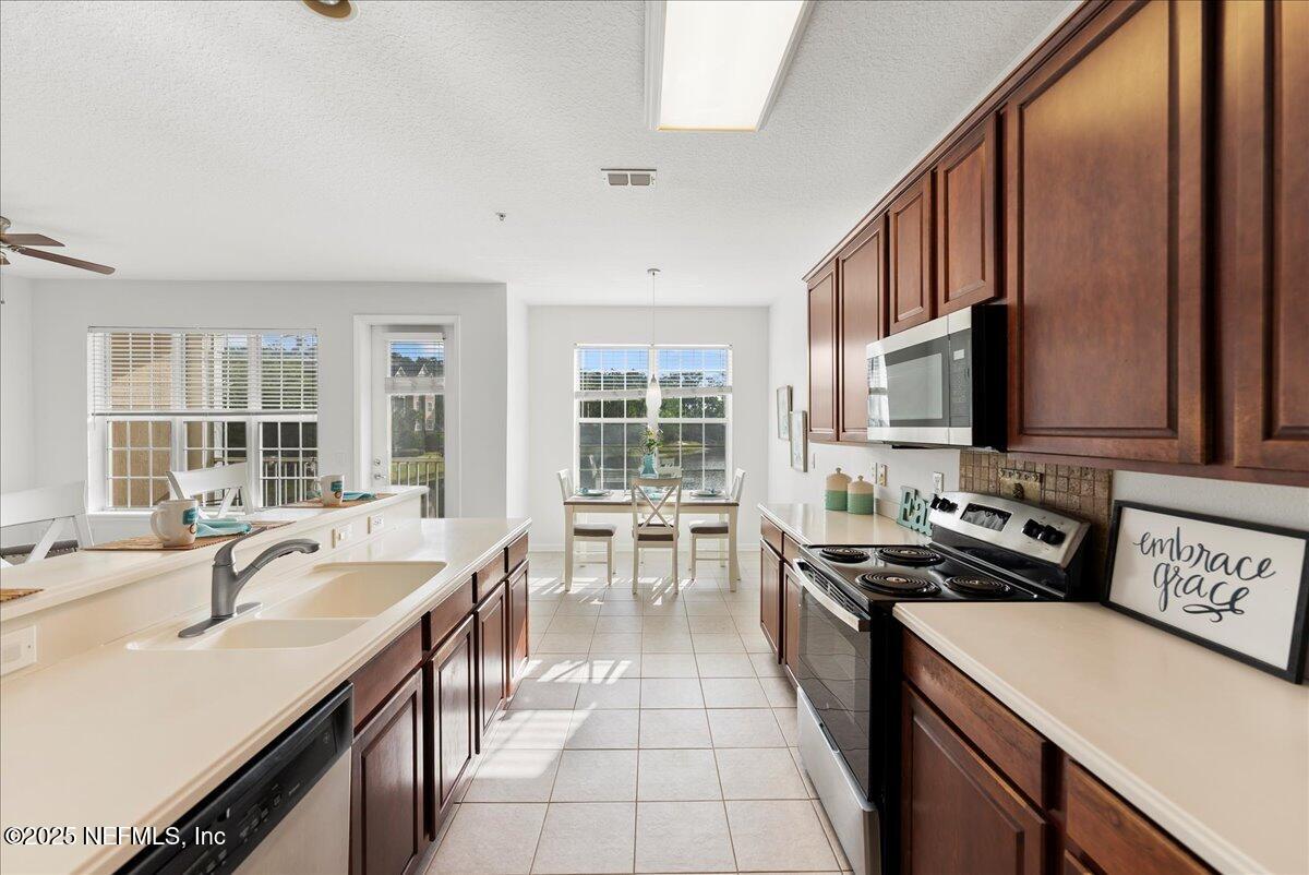 11251 CAMPFIELD Drive, 1203