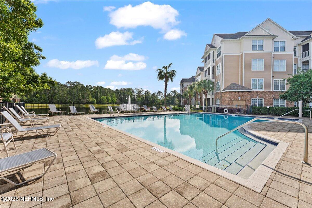 11251 CAMPFIELD Drive, 1203