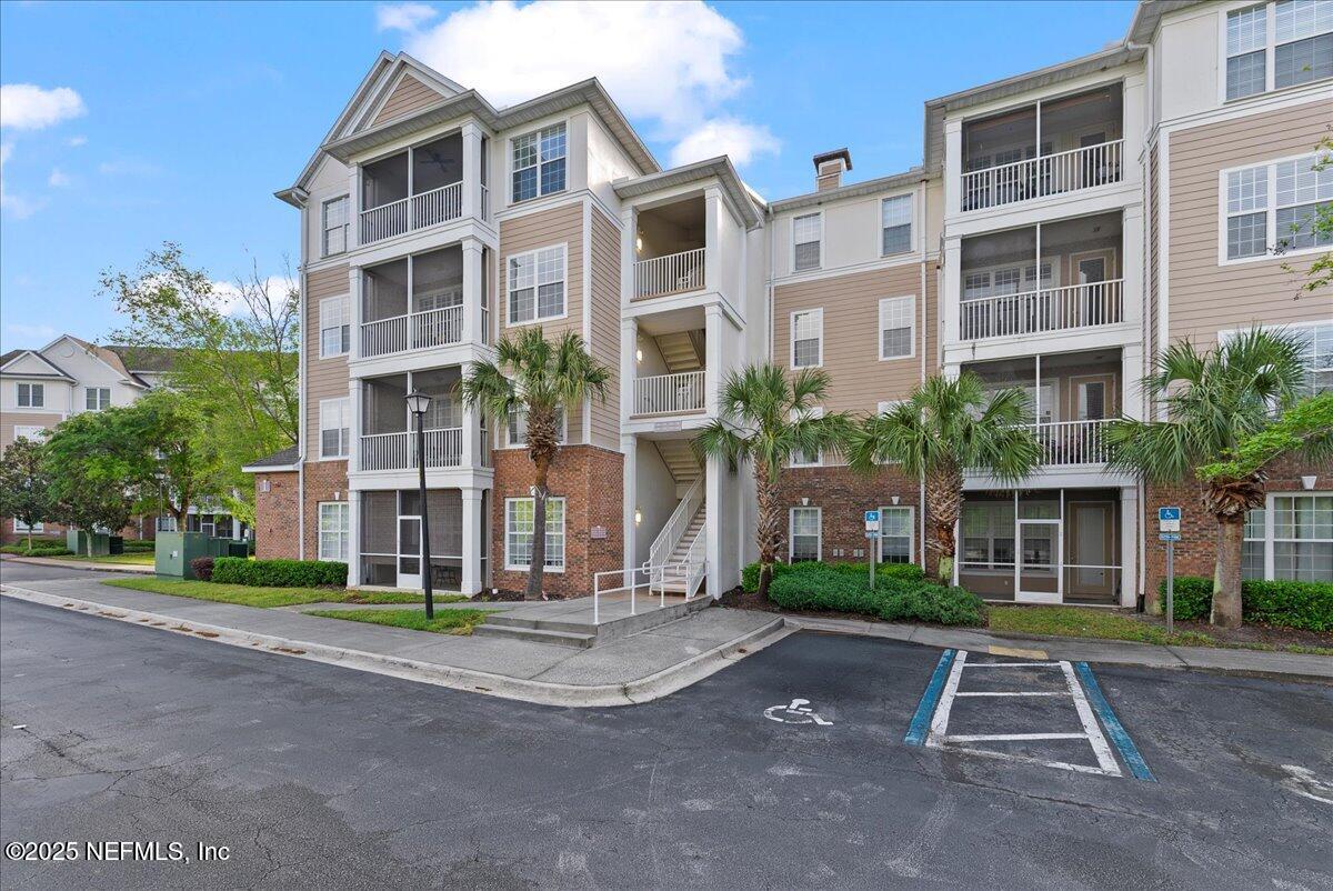 11251 CAMPFIELD Drive, 1203