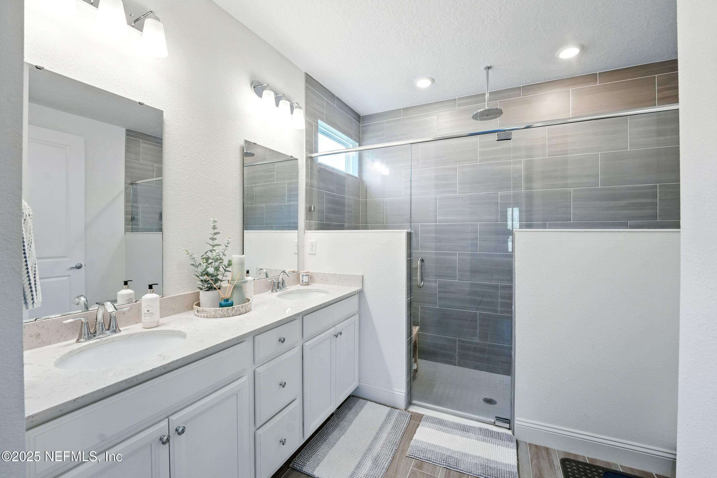 1185 STILLWATER Boulevard, St. Johns