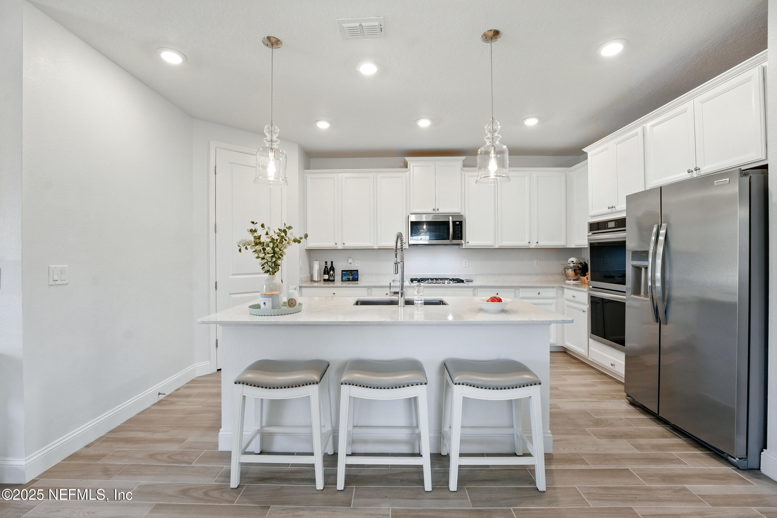 1185 STILLWATER Boulevard, St. Johns