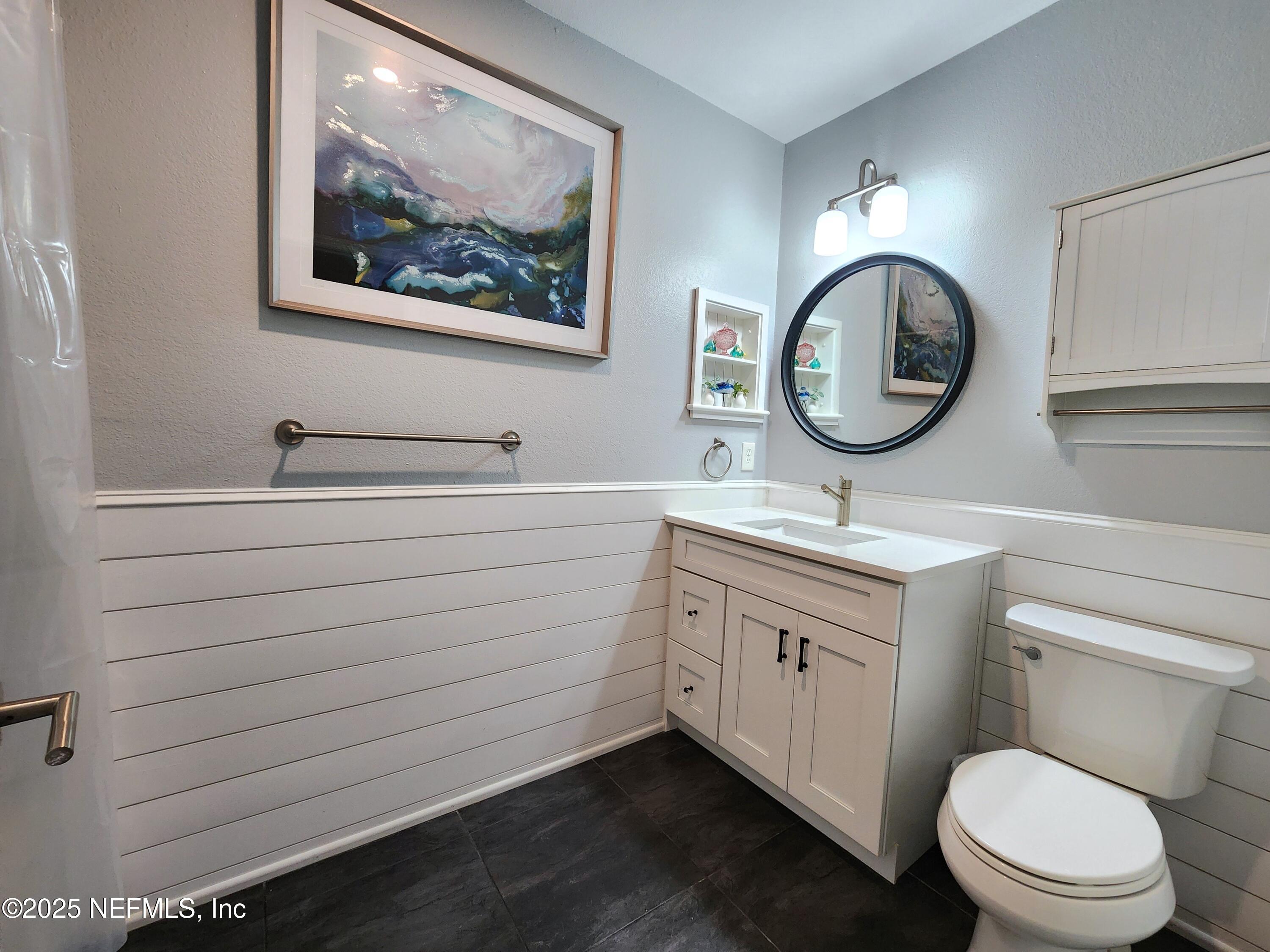 1800 THE GREENS Way 1004