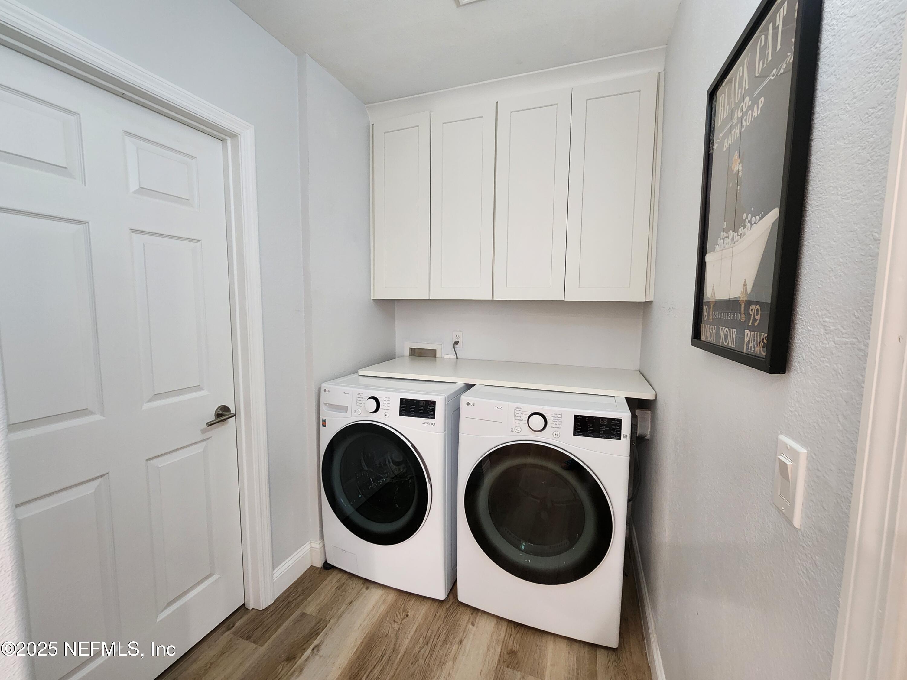 1800 THE GREENS Way 1004