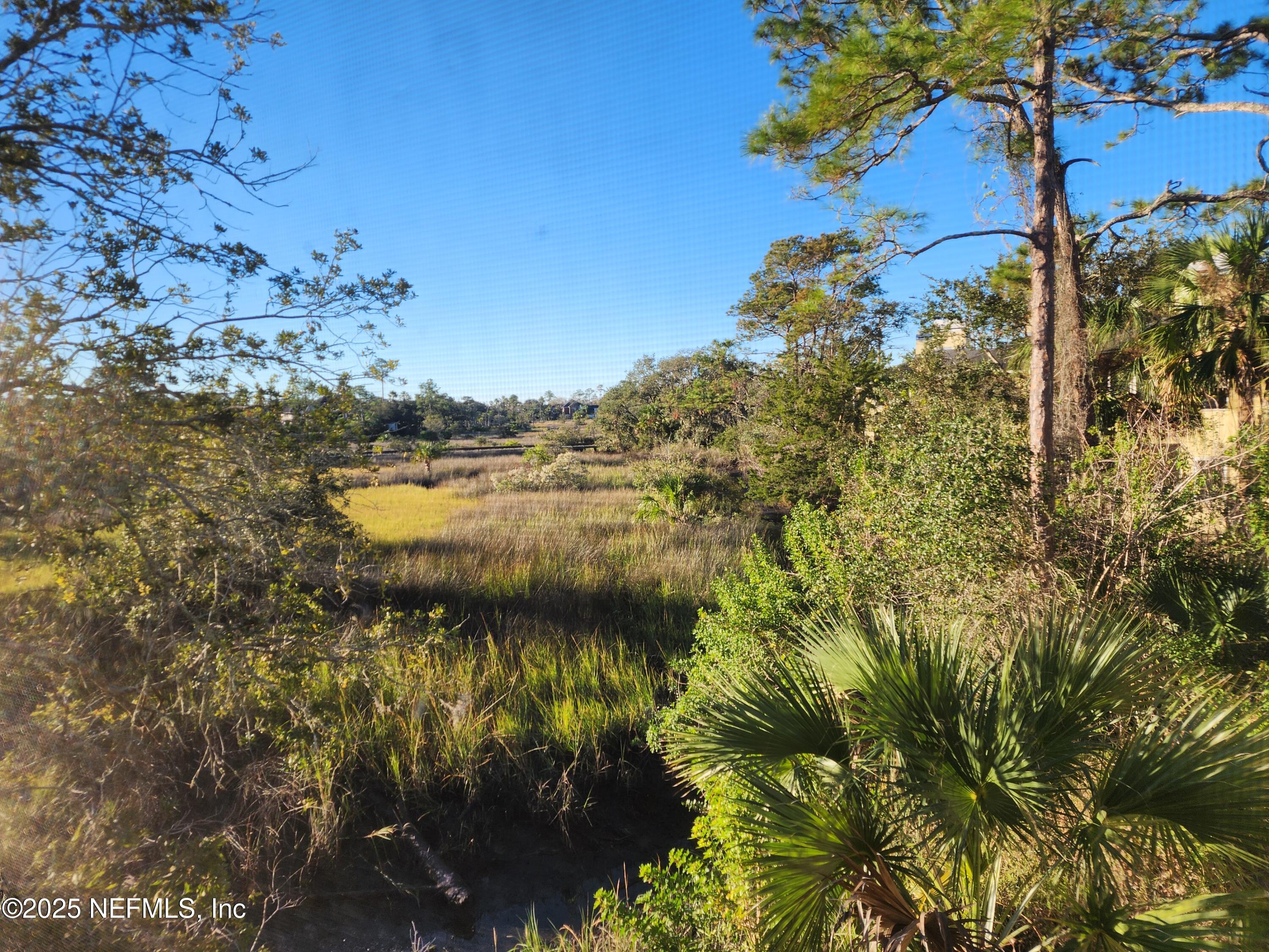 1800 THE GREENS Way 1004