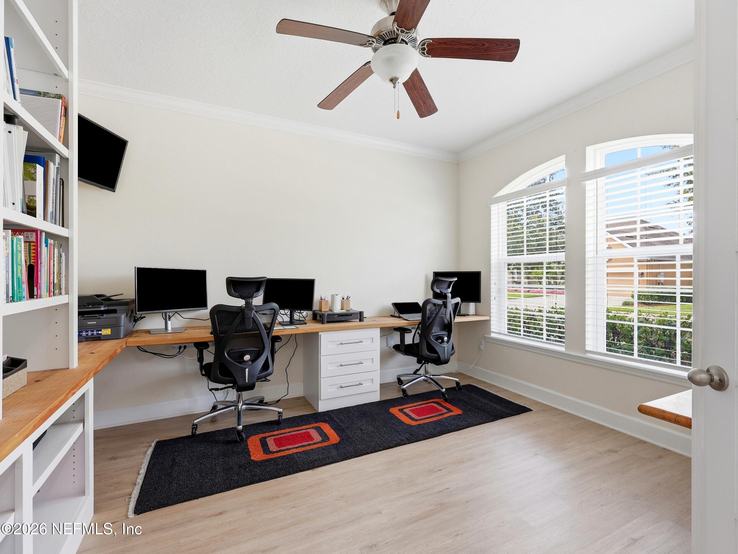 3619 CROSSVIEW Drive