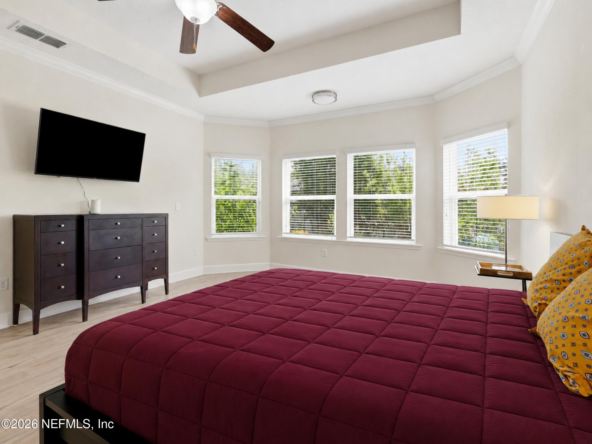 3619 CROSSVIEW Drive