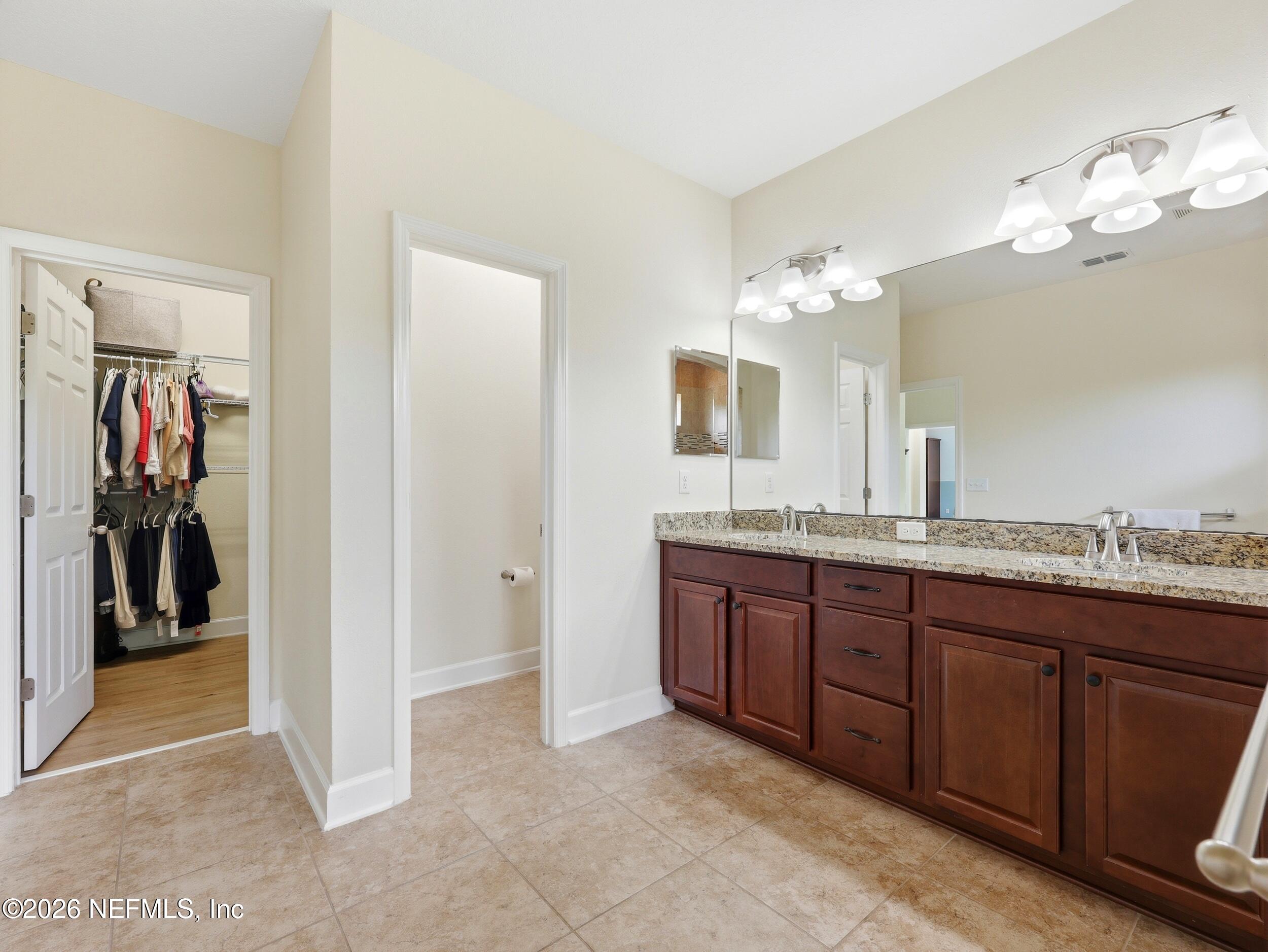 3619 CROSSVIEW Drive