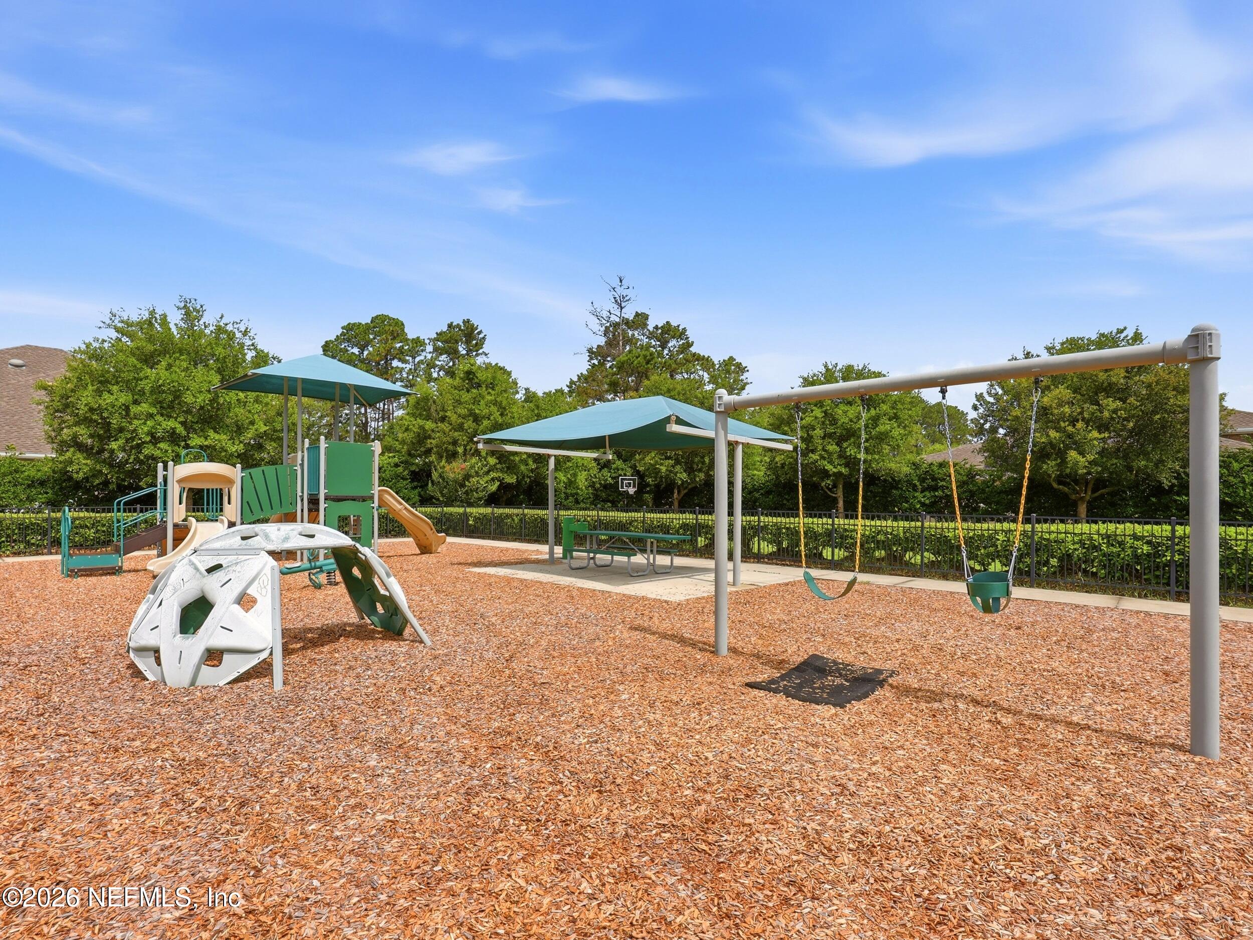 3619 CROSSVIEW Drive