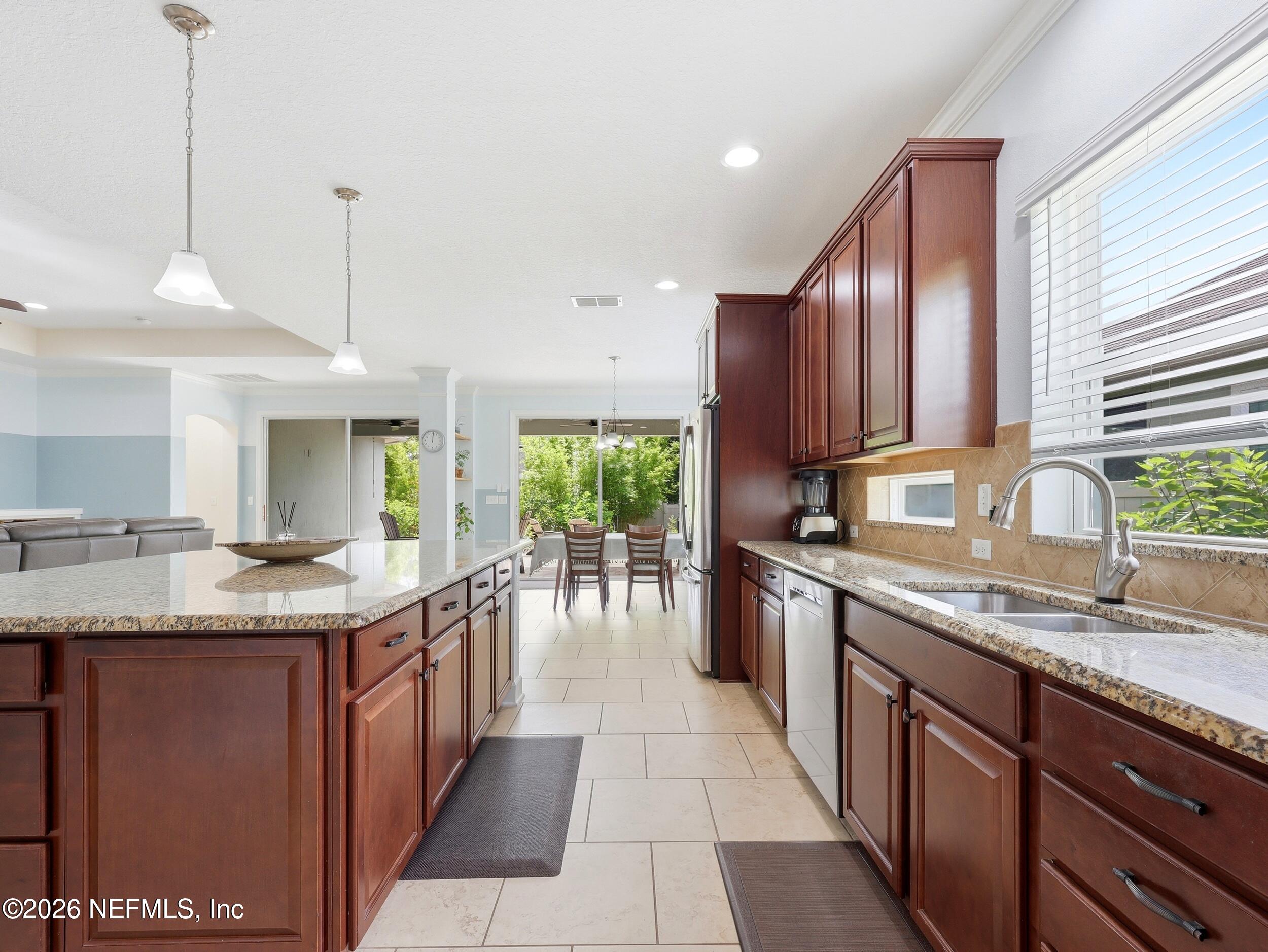 3619 CROSSVIEW Drive