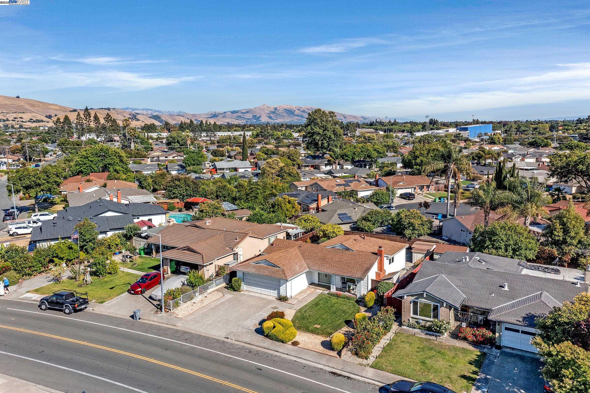 1942 Sherman Dr