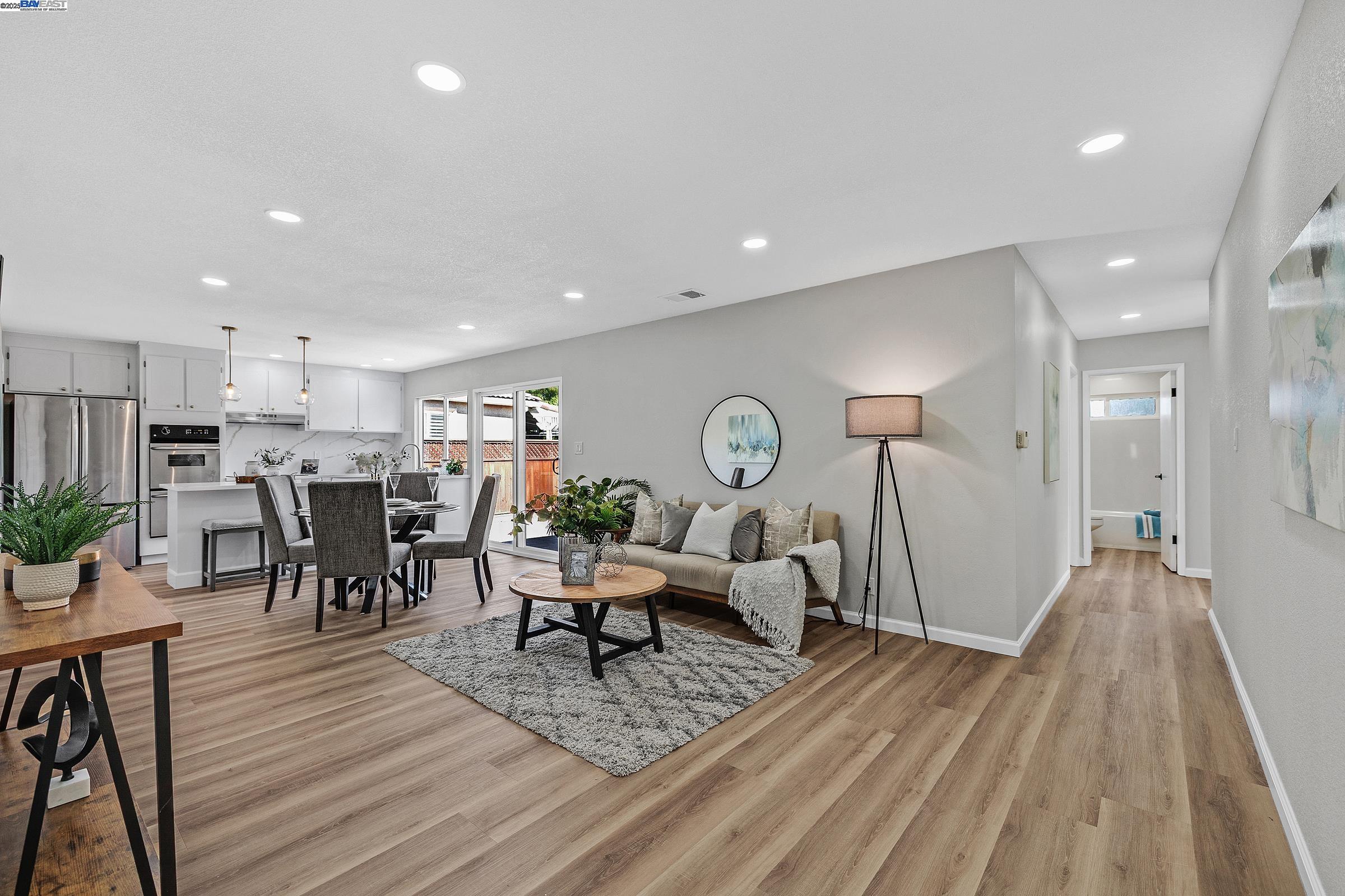 1942 Sherman Dr