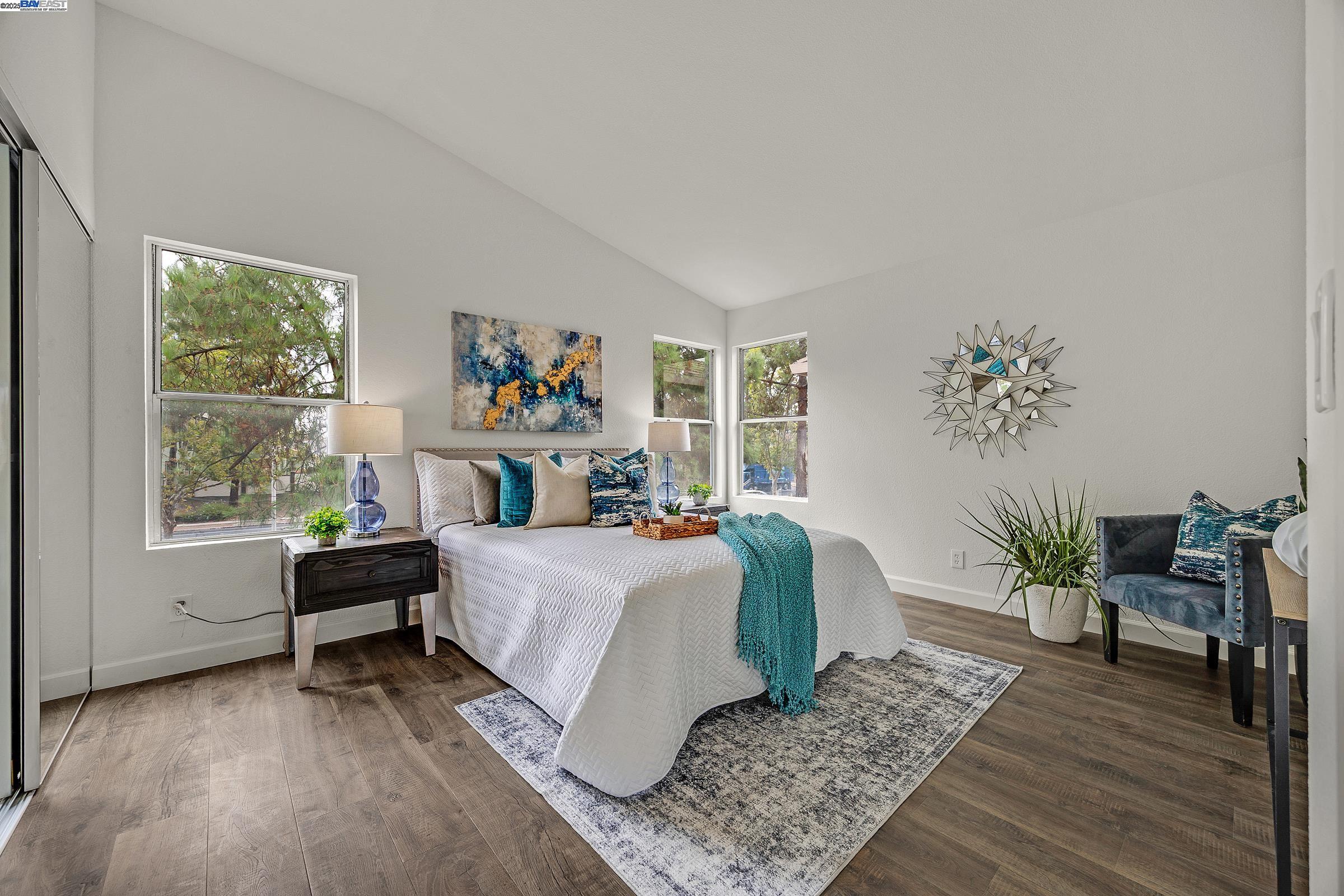 4923 Bridle Way
