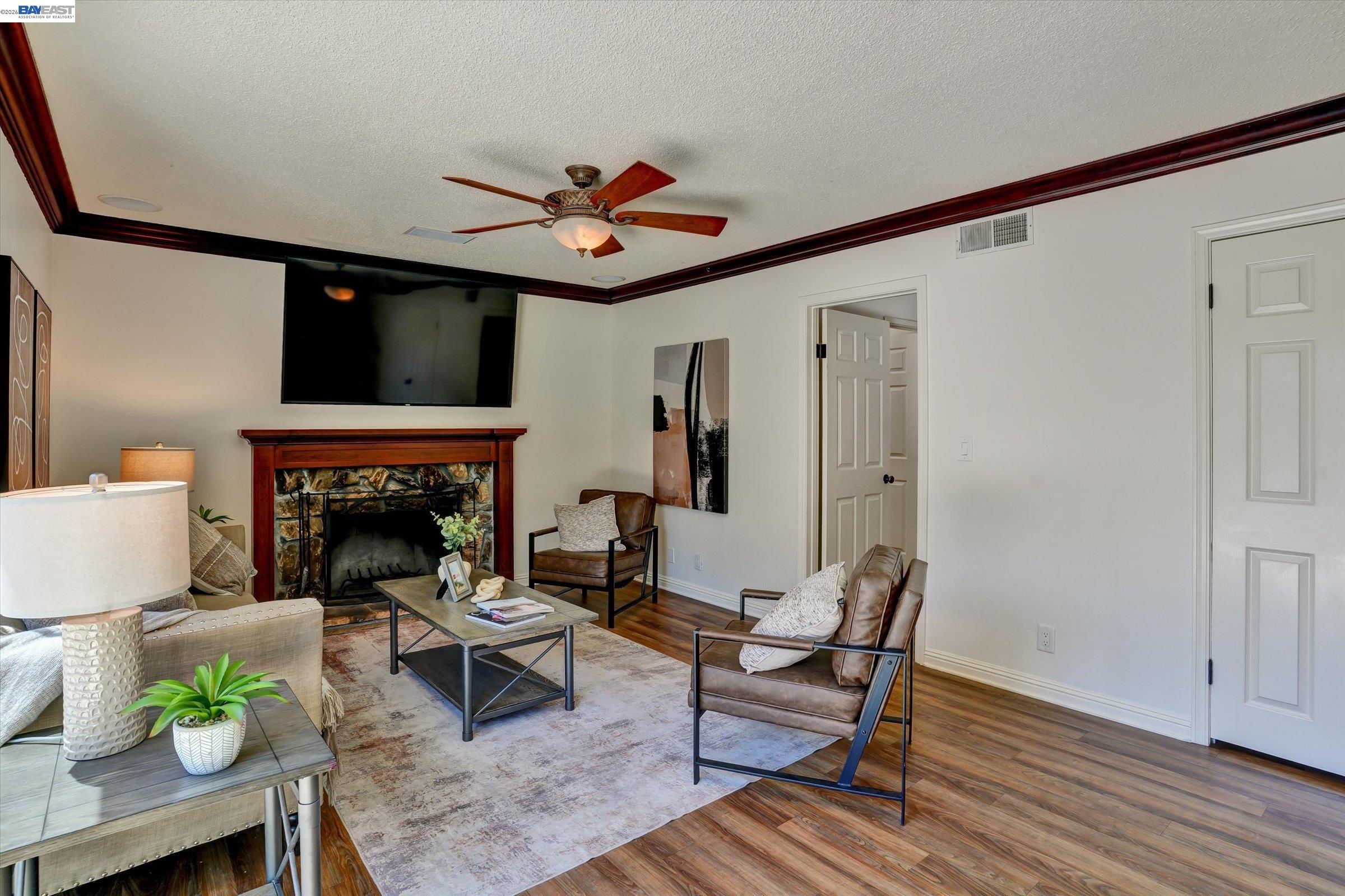 5684 Calpine Drive