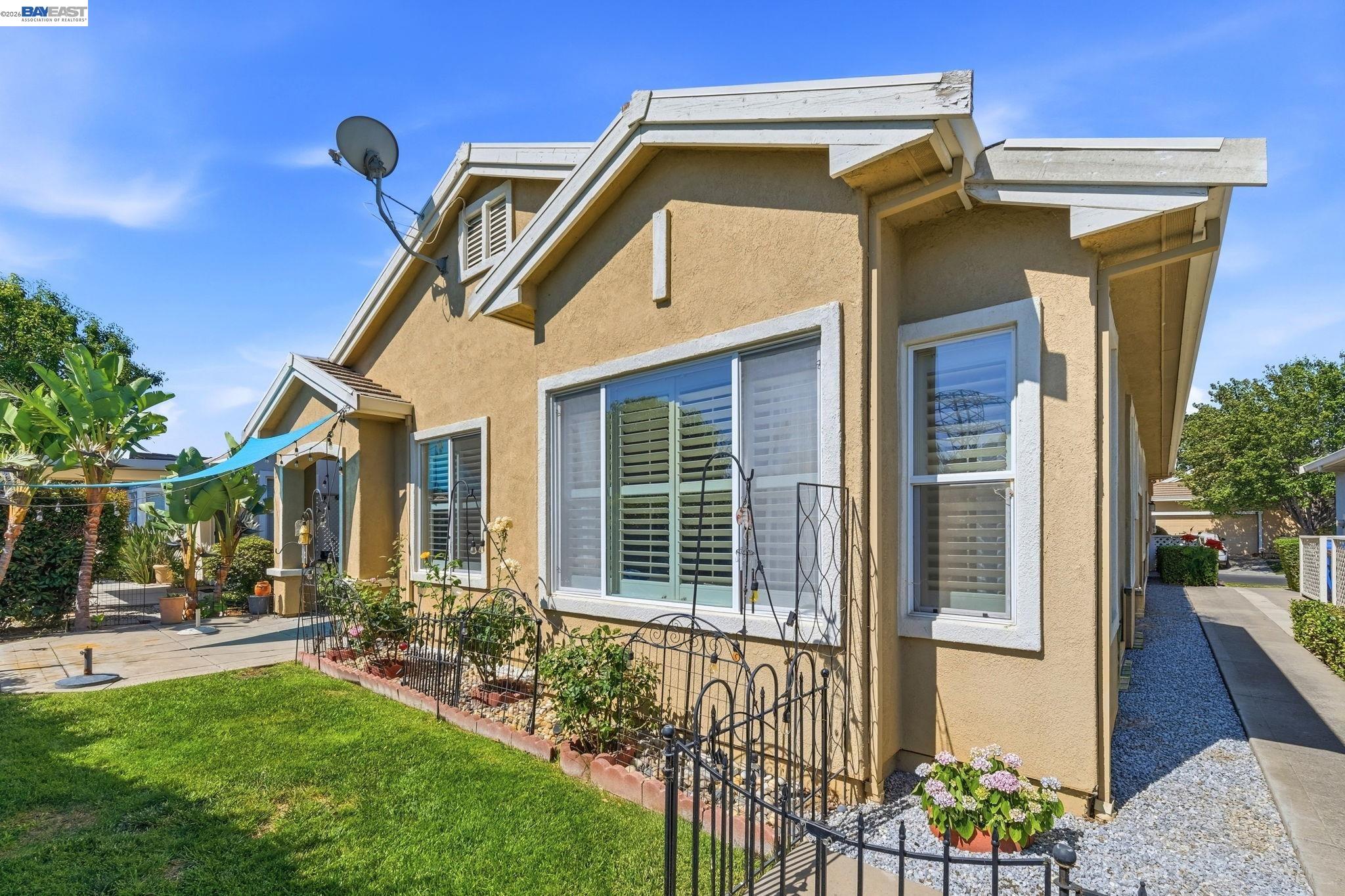281 Black Amber Way