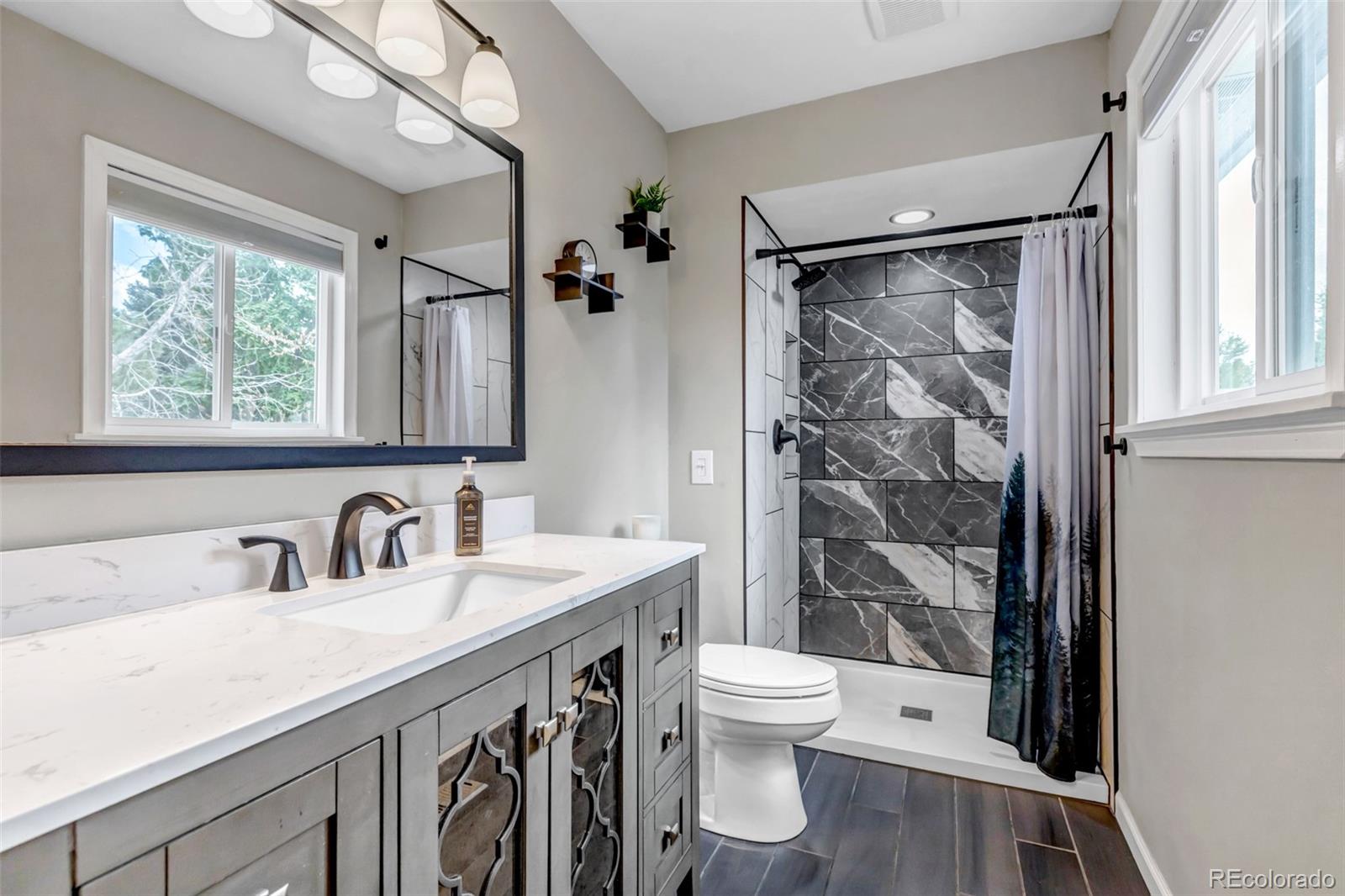 6437 S Garrison Court