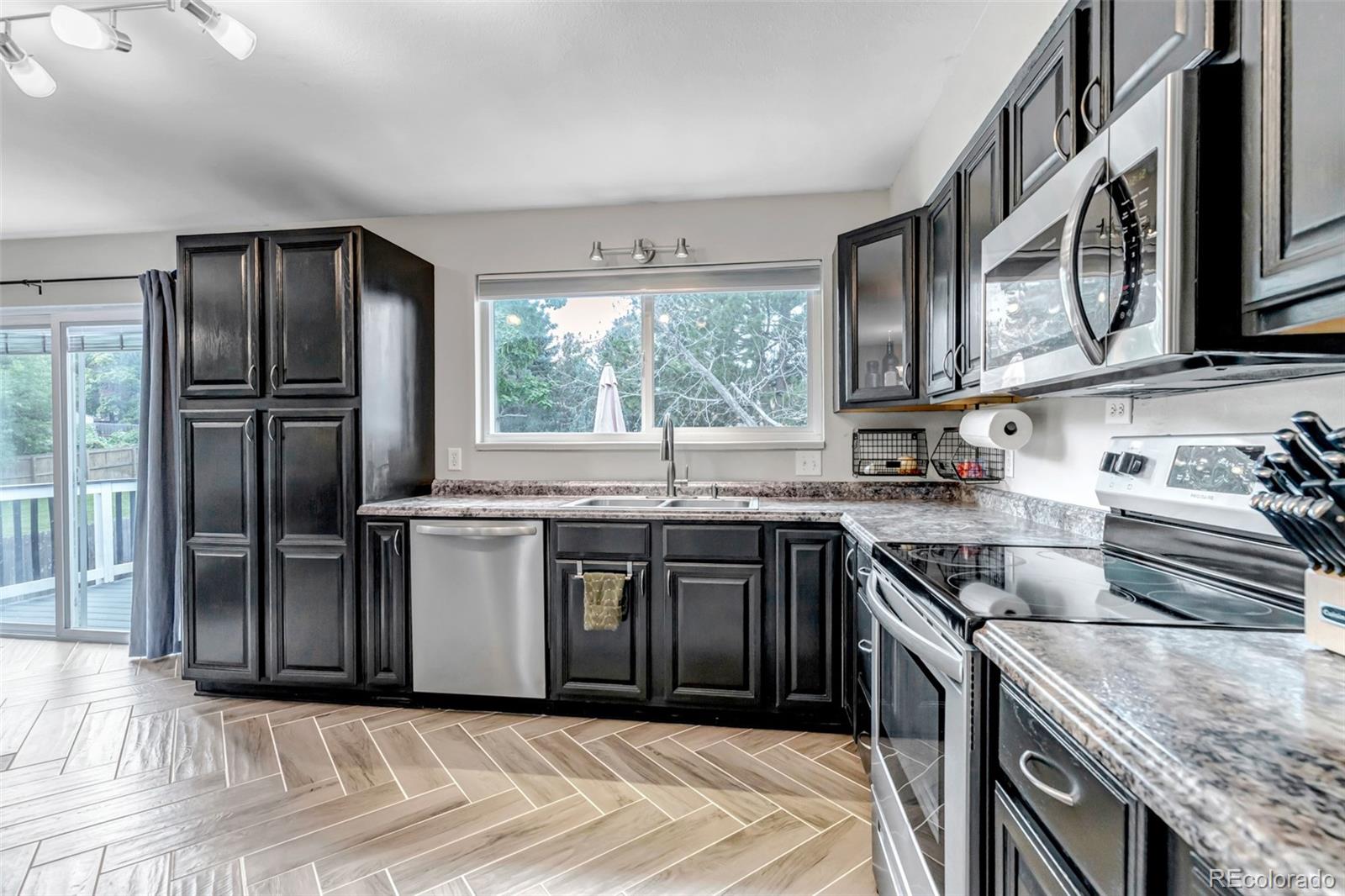 6437 S Garrison Court