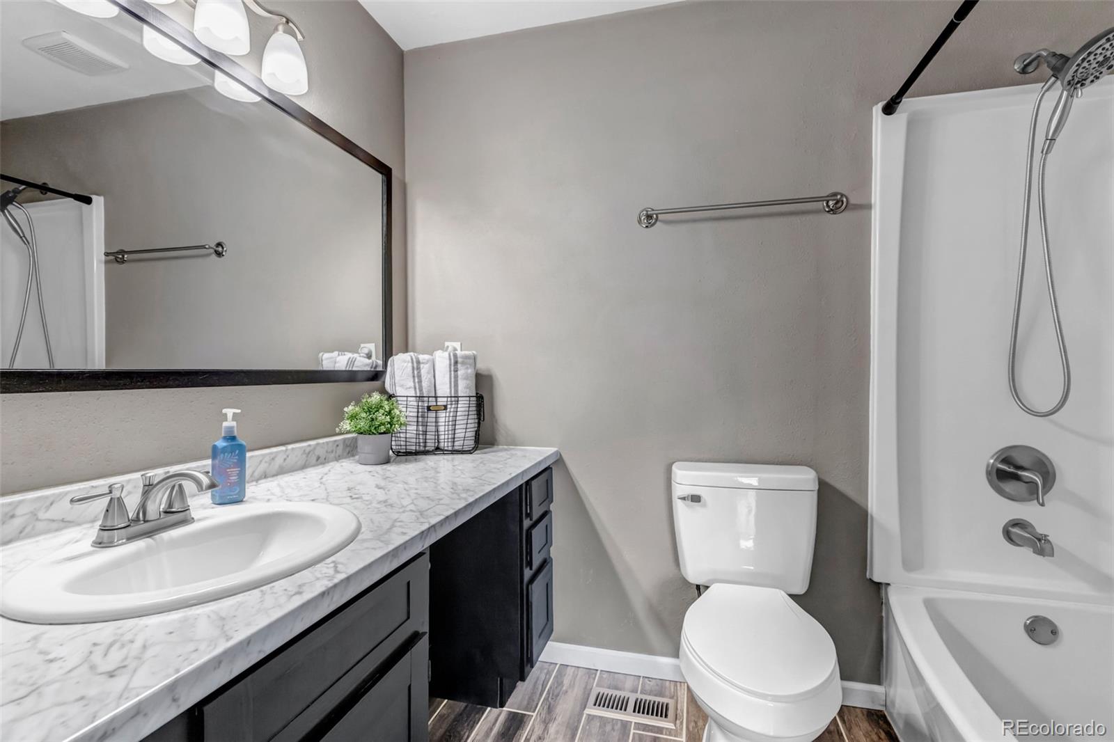 6437 S Garrison Court