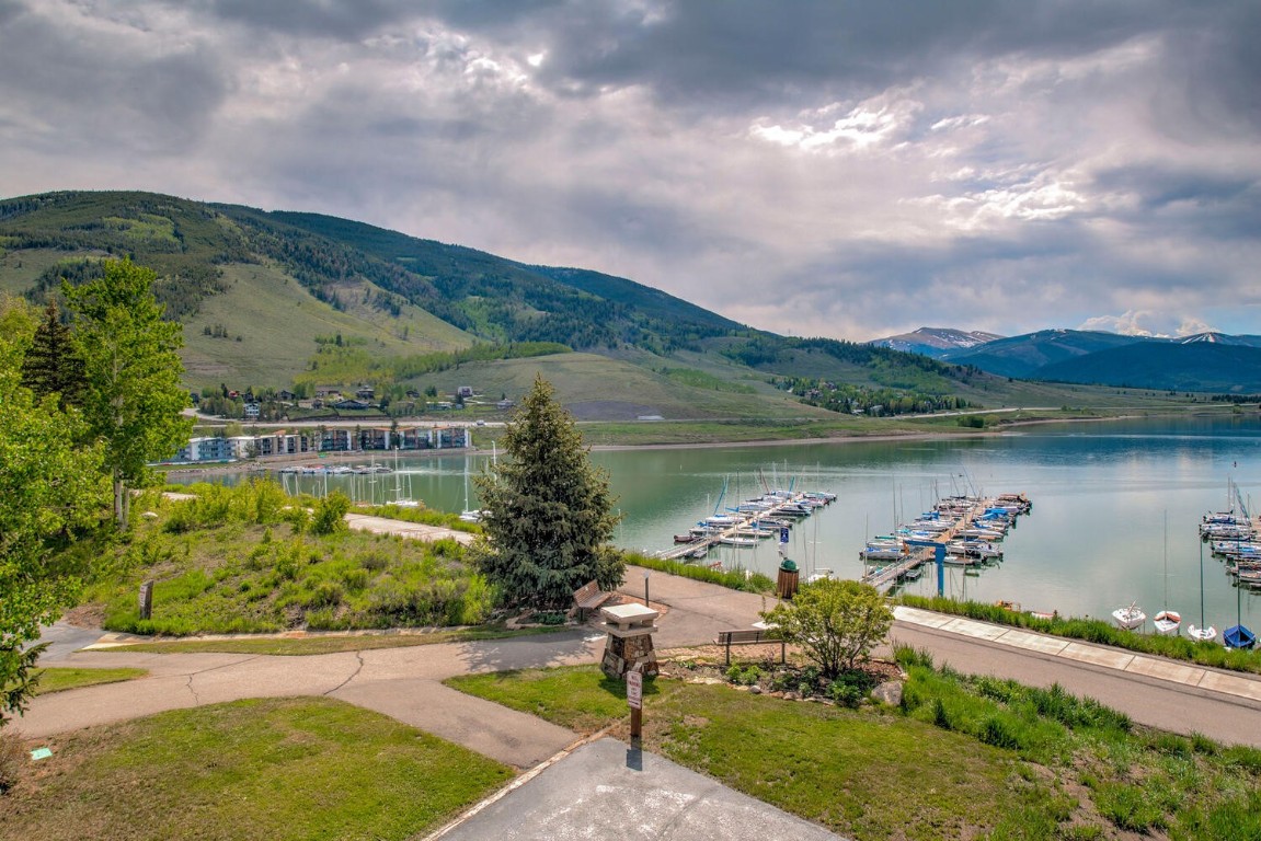 188 E La Bonte STREET 327