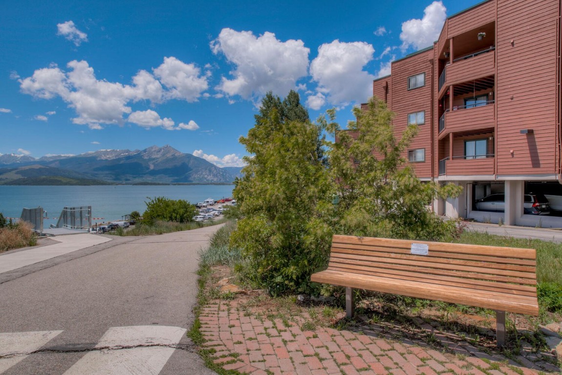 188 E La Bonte STREET 327