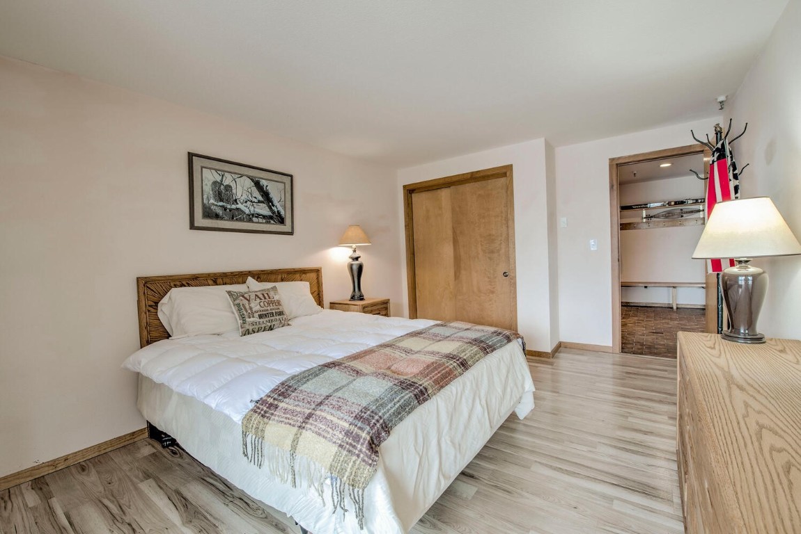 188 E La Bonte STREET 327