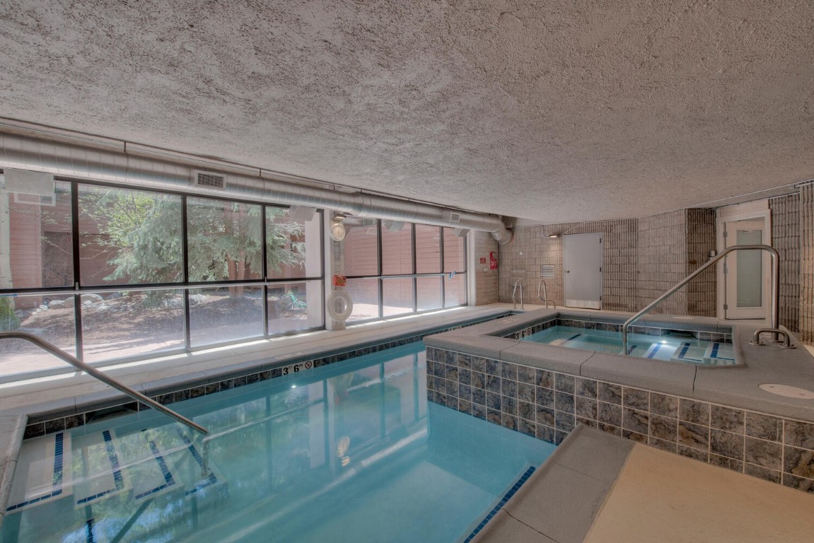 188 E La Bonte STREET 327