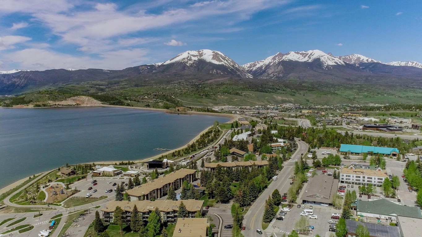 188 E La Bonte STREET 327