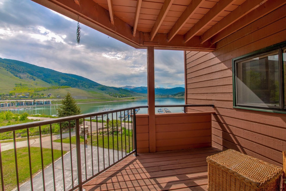 188 E La Bonte STREET 327