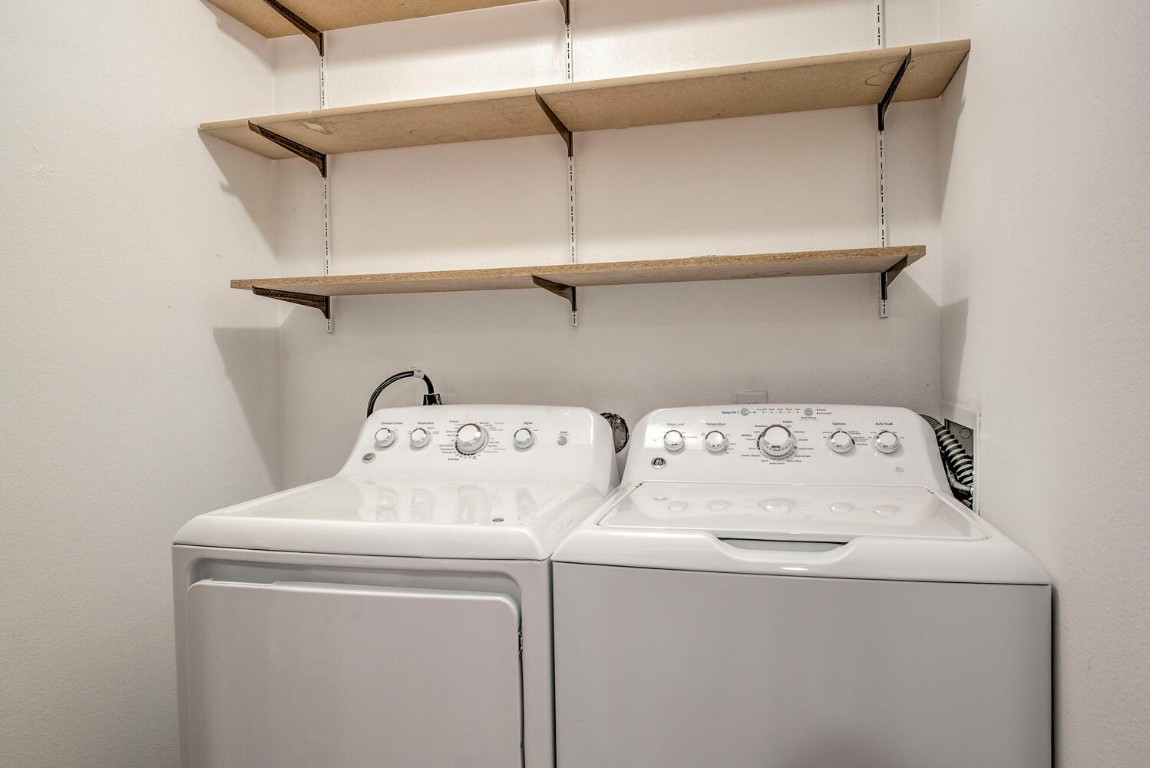 188 E La Bonte STREET 327