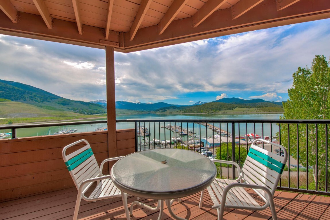 188 E La Bonte STREET 327