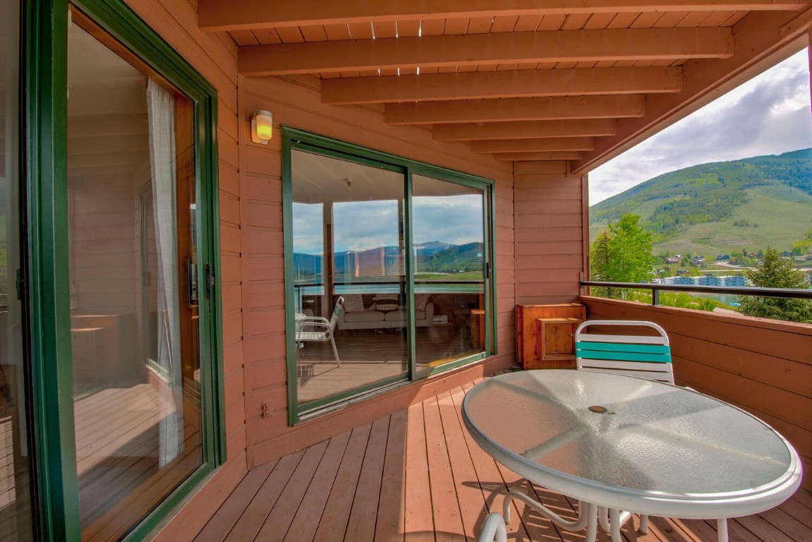 188 E La Bonte STREET 327