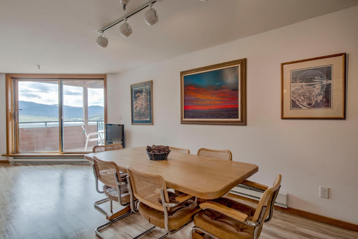 188 E La Bonte STREET 327