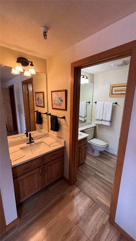 188 E La Bonte STREET 327